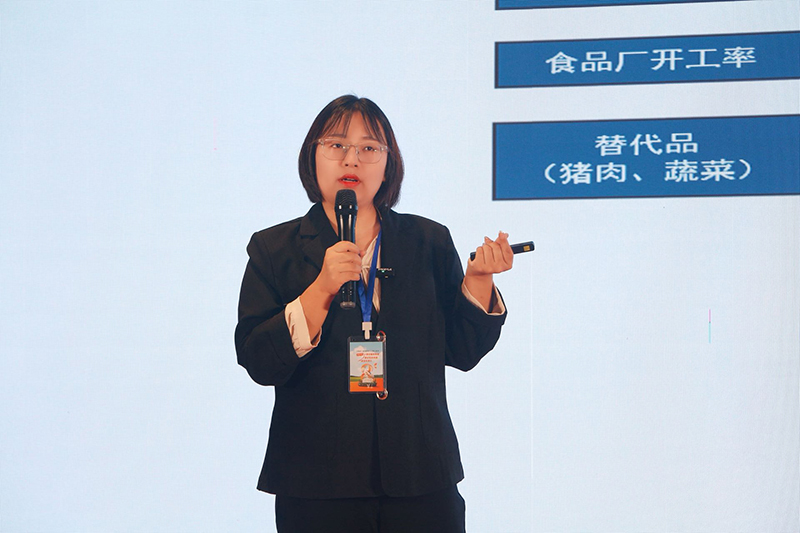 800劉梅2