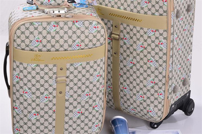 龍門箱包皮具加盟連鎖火爆招商中-全球加盟網JiaMeng.com