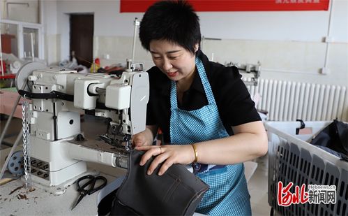 張家口市萬(wàn)全區(qū)箱包加工助推群眾增收致富鳳凰網(wǎng)河北 鳳凰網(wǎng)